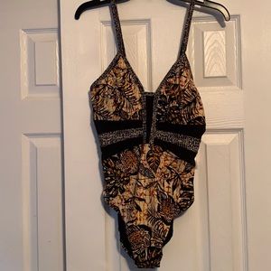 One-Piece bathing suit